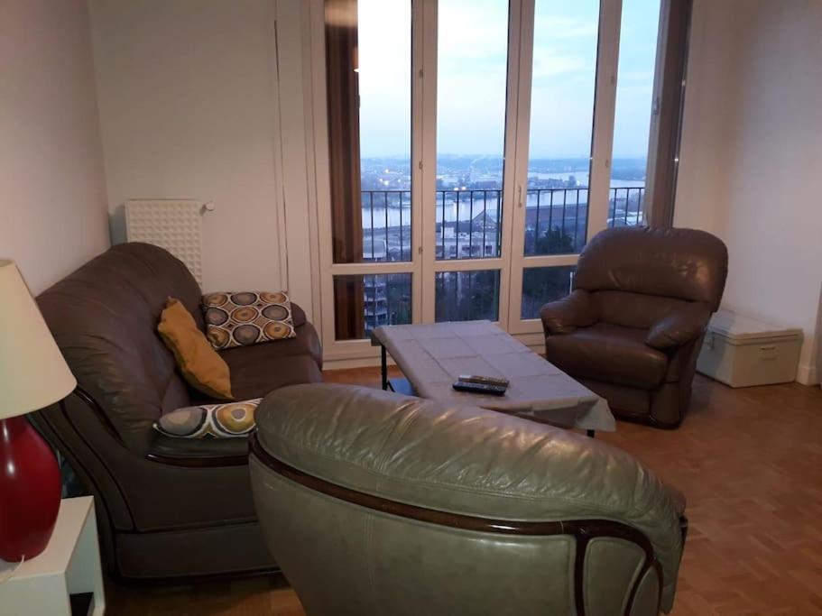 T4/5 Avec Vue Sur Les Alpes A 5 Minutes De Lyon Apartment La Mulatiere Exterior photo